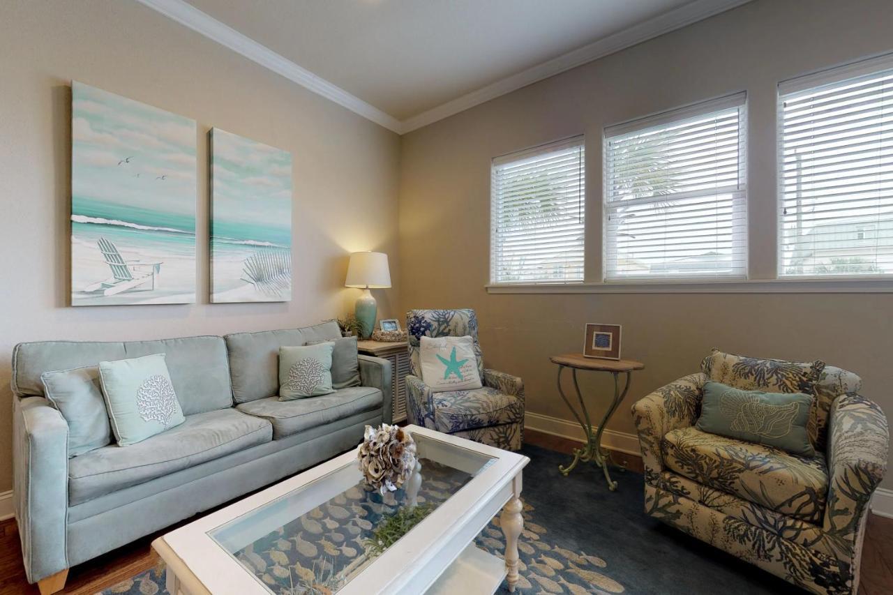 Alerio Condos デスティン 部屋 写真